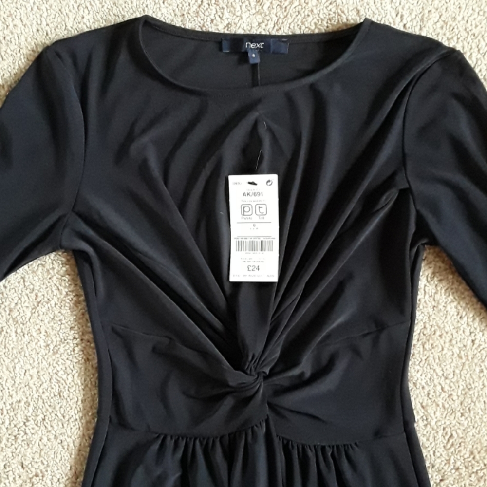 🍒Gorgeous navy dress size 8P - Picture 2 of 4